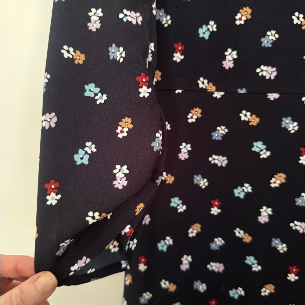 GAP Navy Floral Long Sleeve Button-down Dress - Picture 6 of 7